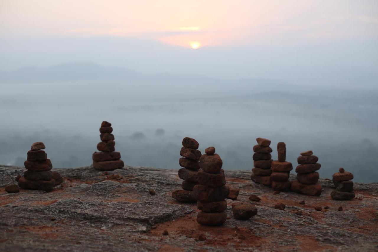Danara Homestay Sigiriya Dış mekan fotoğraf